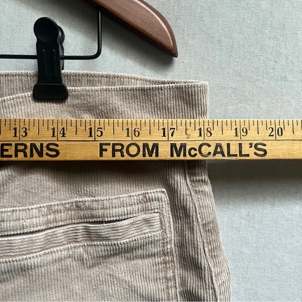 American Eagle Outfitters Low Rise Baggy Wide Leg Corduroy Pants Sz 14 - Picture 8 of 15